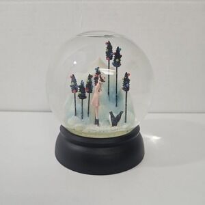 Nordstrom‎ Snow Globe Holiday 2000 Woman with Penguins 4-1/4" Winter Holiday Vtg